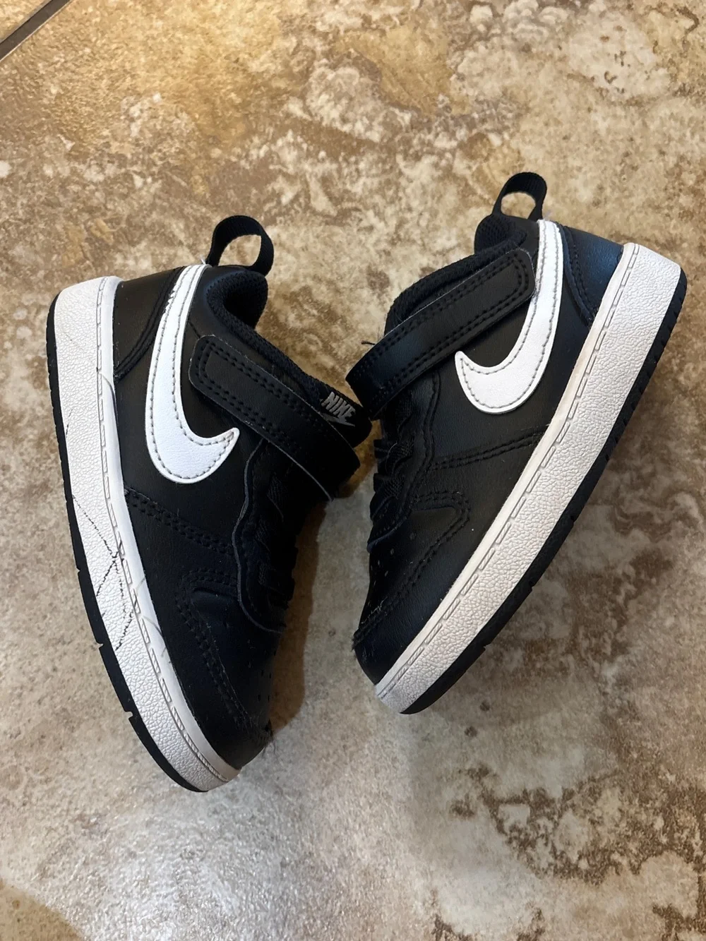 Nike black white